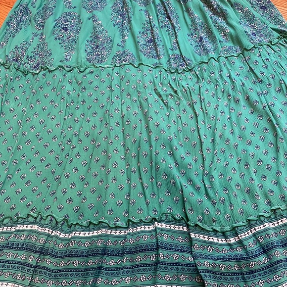 NWOT Old Navy Woman’s Skirt - Picture 2 of 5